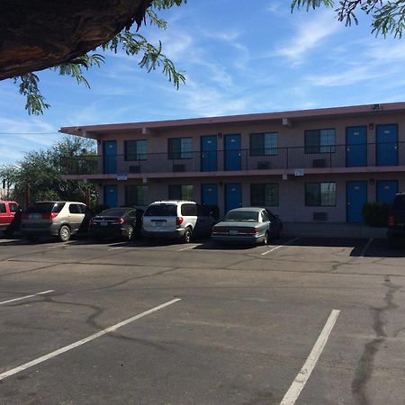 Travel Inn Tucson Buitenkant foto