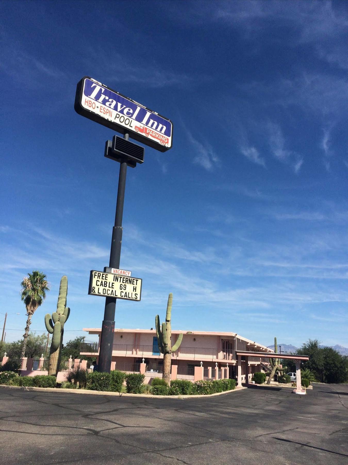 Travel Inn Tucson Buitenkant foto